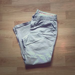 Old Navy, Bootcut Khaki Pants, Size 18